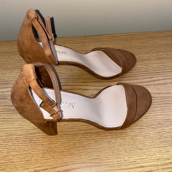 Camel brown ladies open toe sandal - Picture 2 of 4